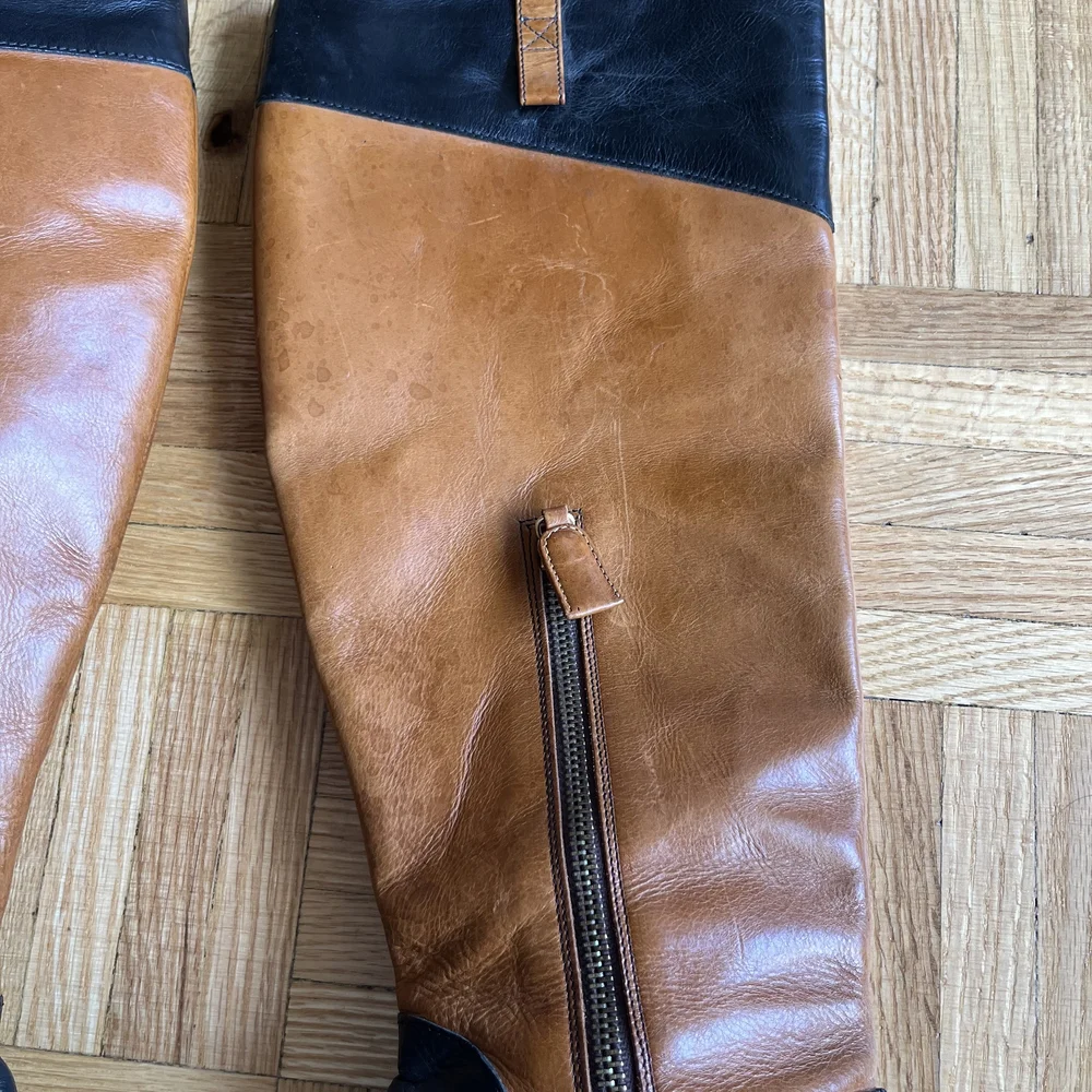 Black and Tan Leather Knee-High Boots - Picture 6 of 8